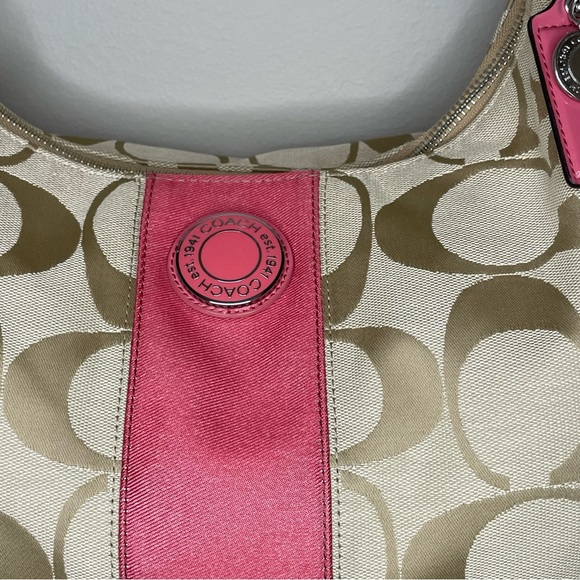 Coach Peach Signature Stripe Jacquard Hobo Bag F19281 - Picture 14 of 16